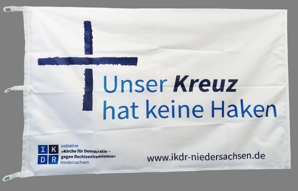 Fahne „Unser Kreuz hat keine Haken“